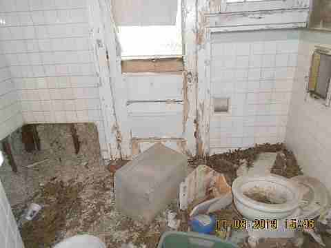 4033 Clairmont (31)_m.jpg